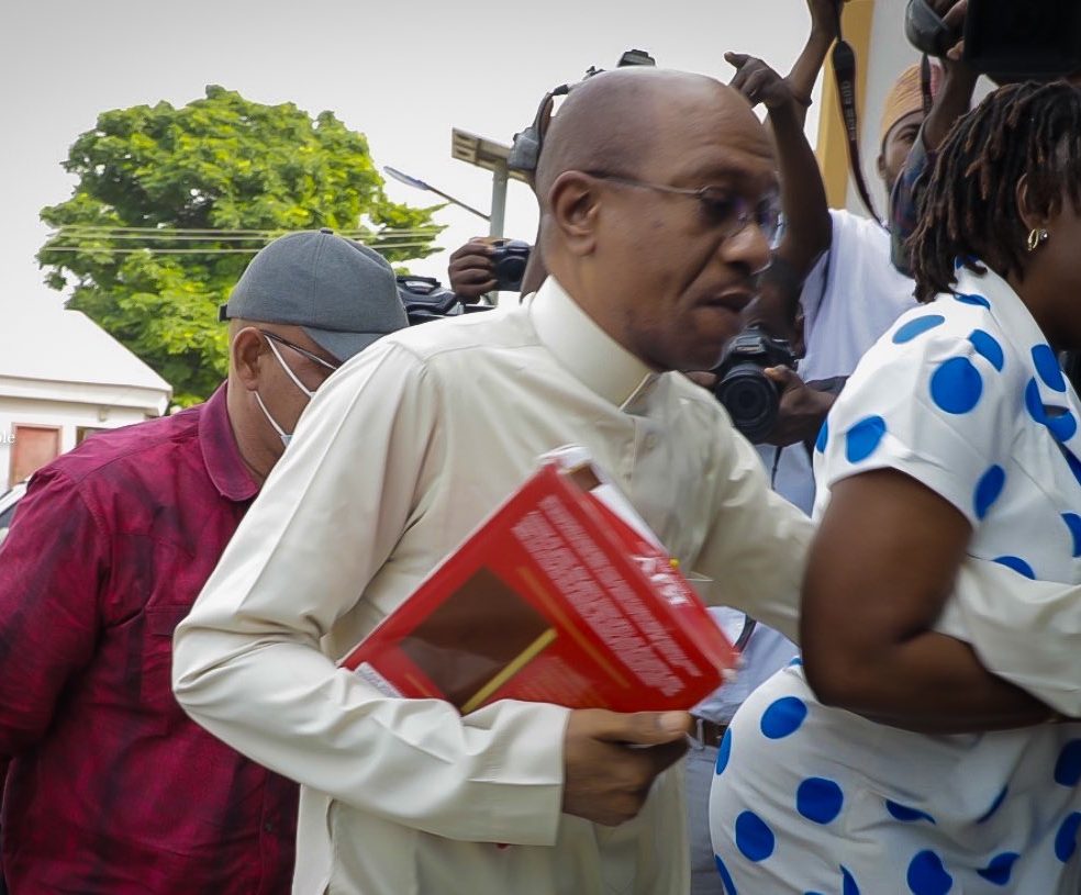 Godwin Emefiele Arrived Court With Bible 1 e1703289295351