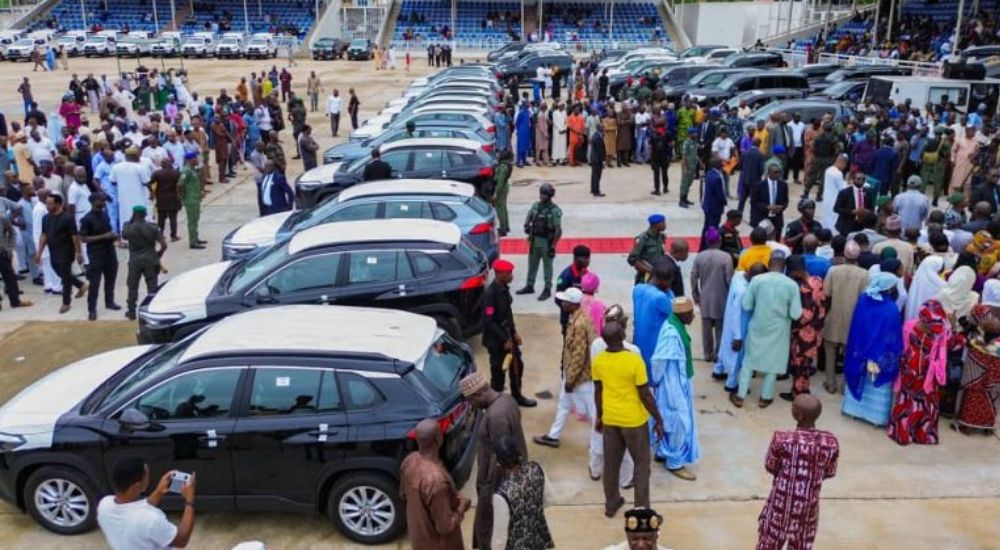 Kogi Governor Gifts 11 Cars to Judges