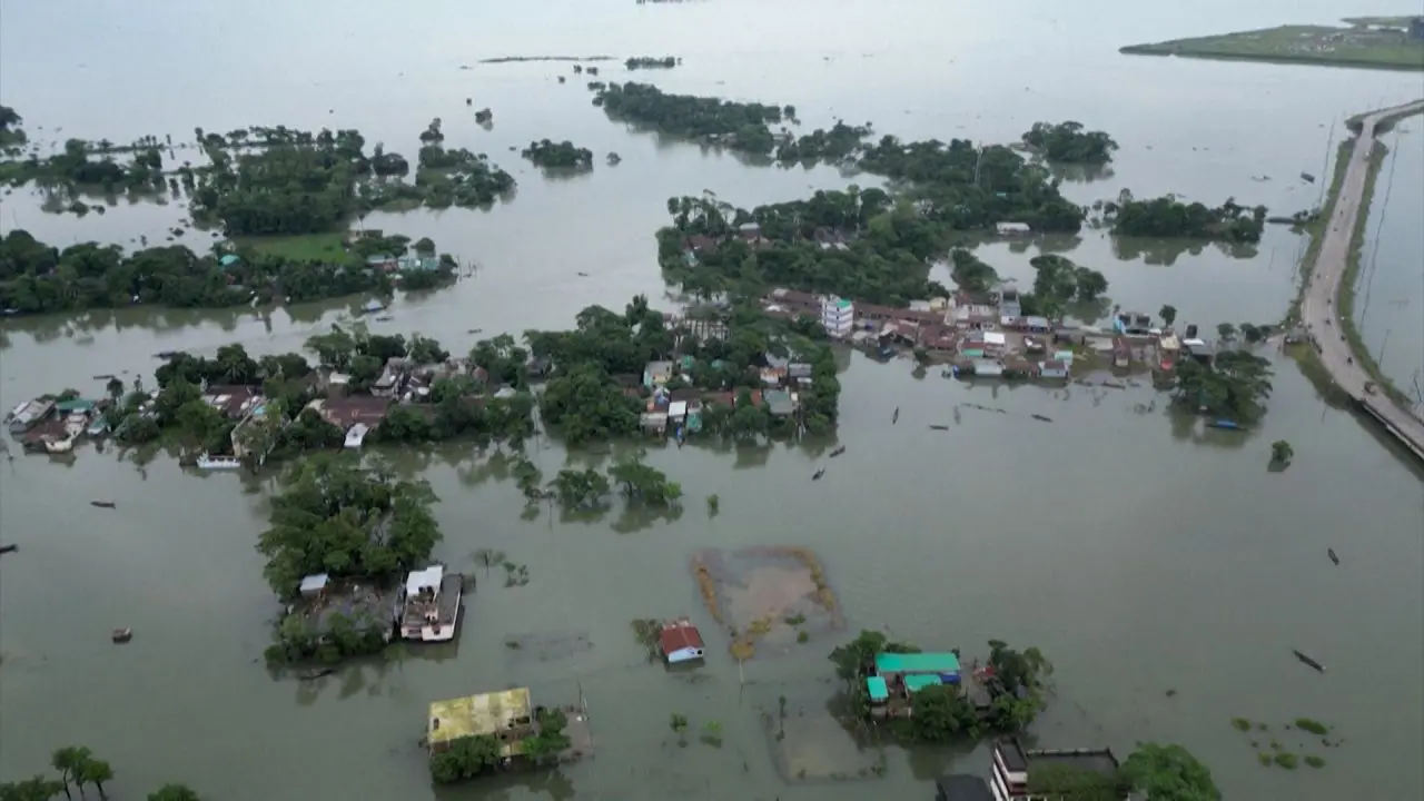 thumbnail bangladesh flooding 1