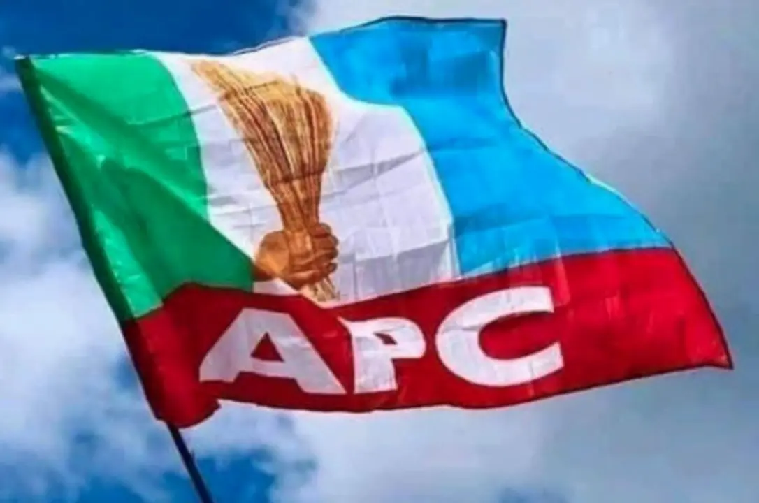 1727082912 APC Flag1