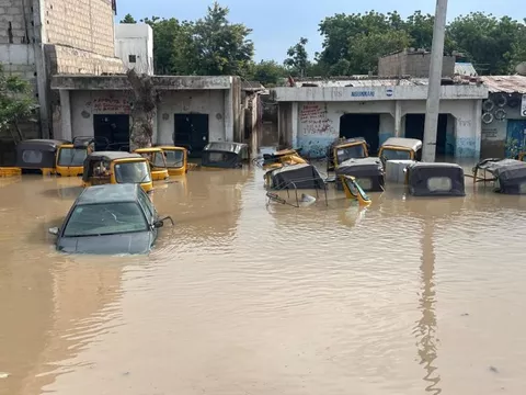 Flooding: FG mulls 5 new dams, more donations trickle for Borno victims