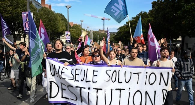 FRANCE: Over 100,000 protest against new Prime Minister