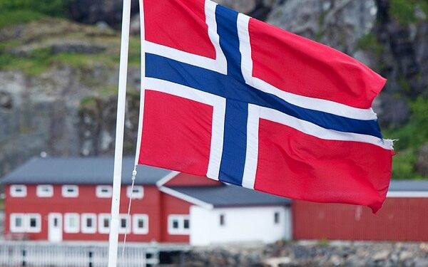 Norways flag 600x375 1