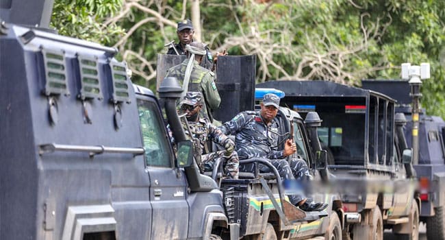 ANAMBRA: One dead as gunmen attack, bomb Oba Police headquarters