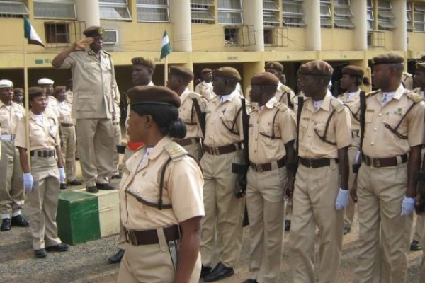 nigeria immigration service 600x400 11 1