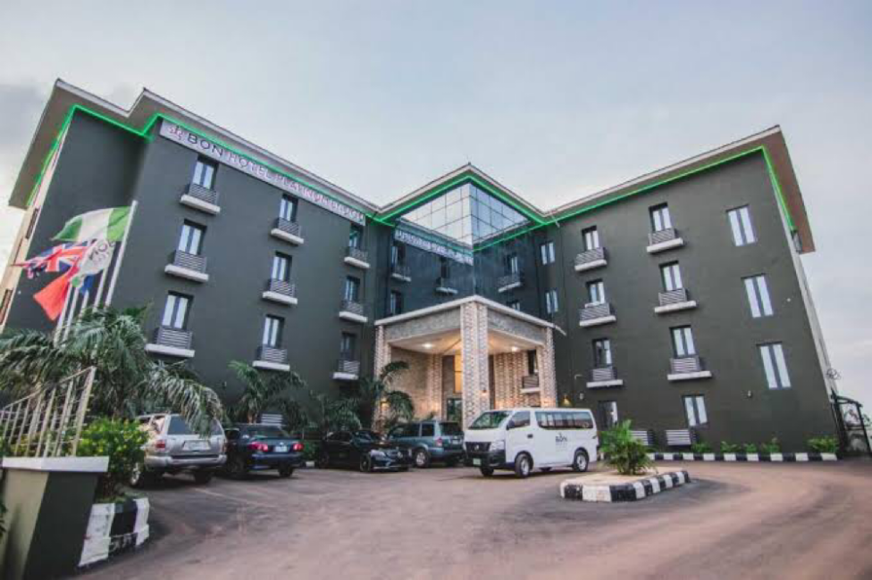 Bon Platinum Hotel