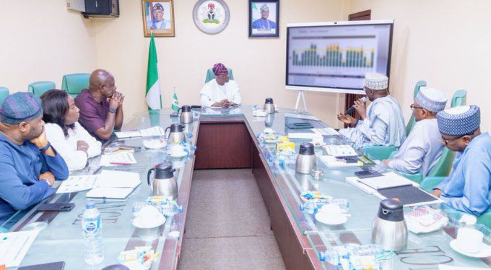 Edun Lokpobiri Kyari Others Meet Conduct Implementation Review Of Naira Crude Oil Sale To Dangote.jp