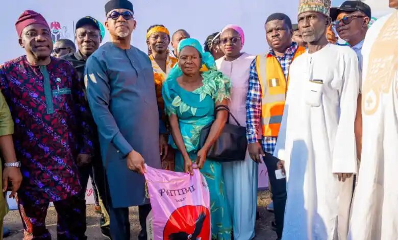 FG Begins Subsidised Rice Sales in Ogun to Ease Economic Hardship