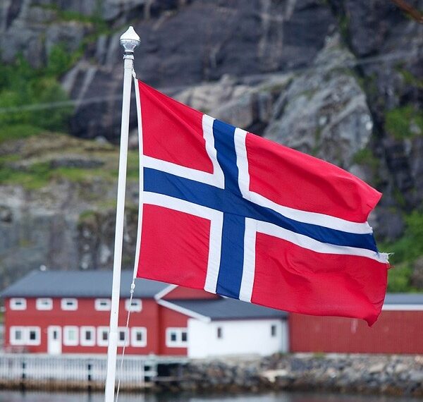 Norways flag e1728549939744