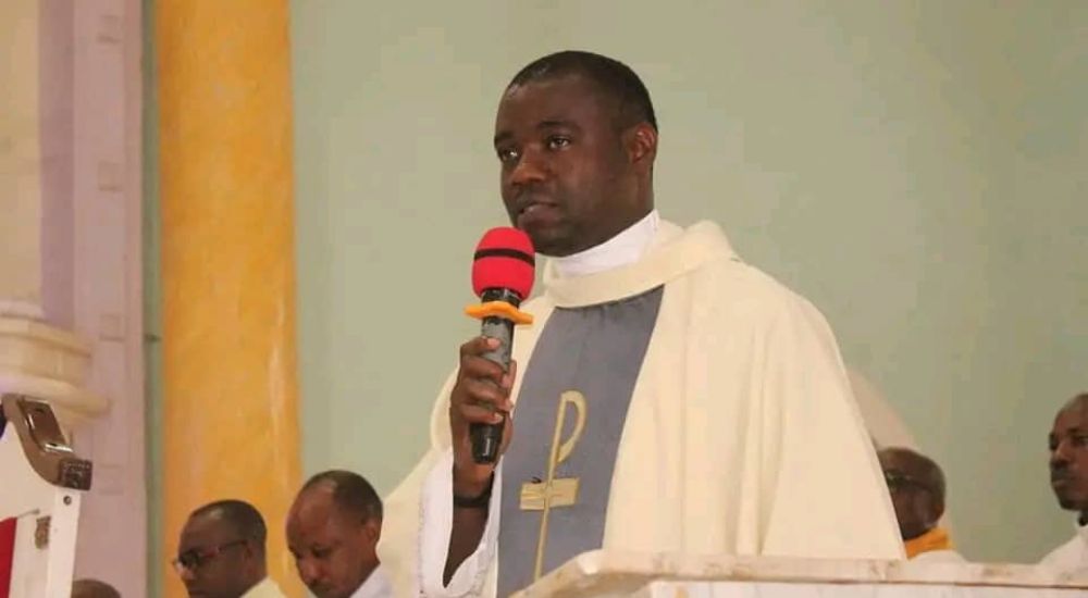 Rev Fr Thomas Oyode