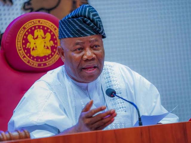 Place Love for Country Above Financial Gains —Akpabio Urges Nigerians Not to ‘Japa’