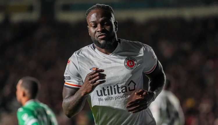 victor moses luton solo 750x430 1