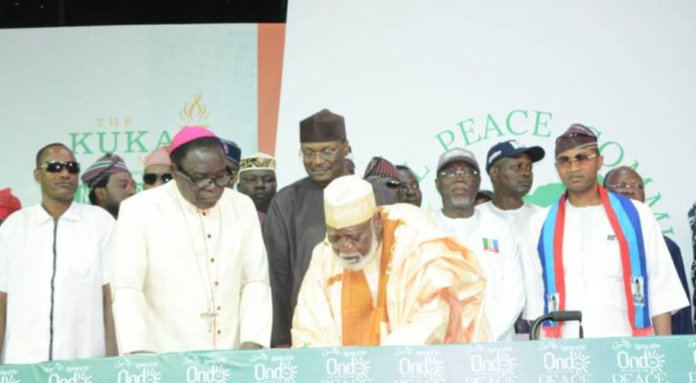 Representatives Of Political Parties signing Peace Accord For Ondo Election 20241108 170322 0000