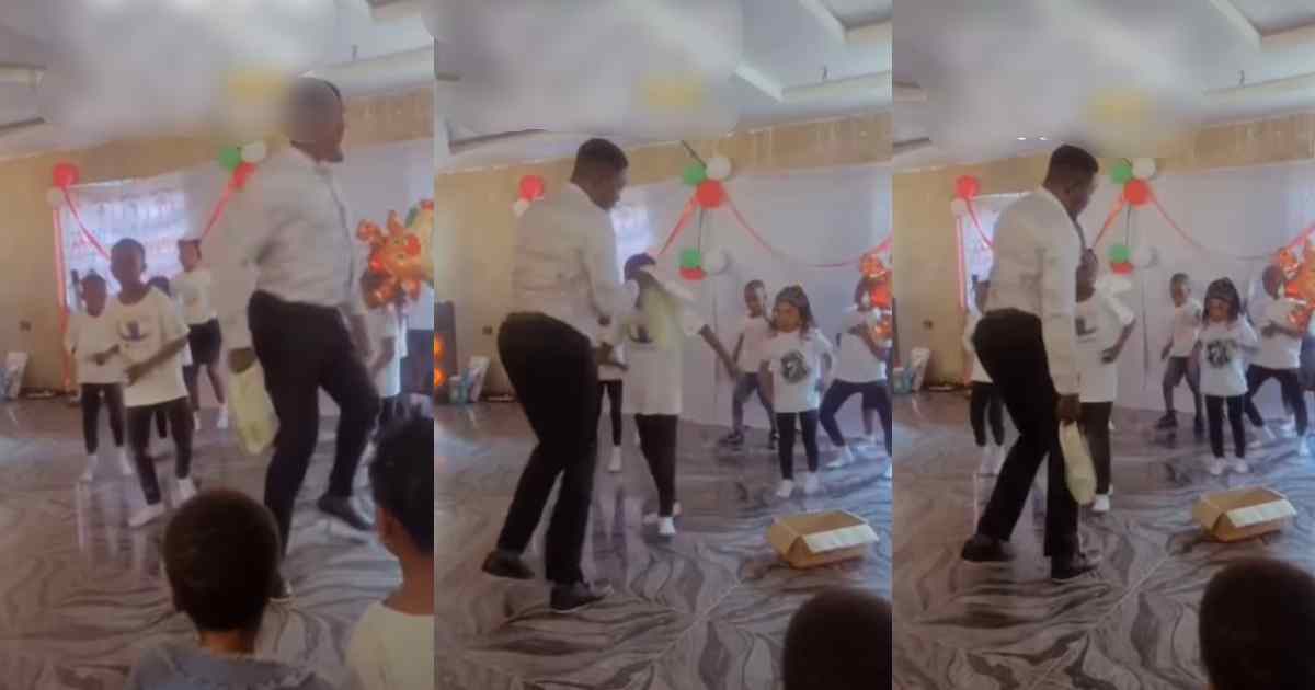 Nigerian teacher stɘals the spotlight, entertains guests with electr!fying performance at a school’s Christmas Carol (VIDEO)