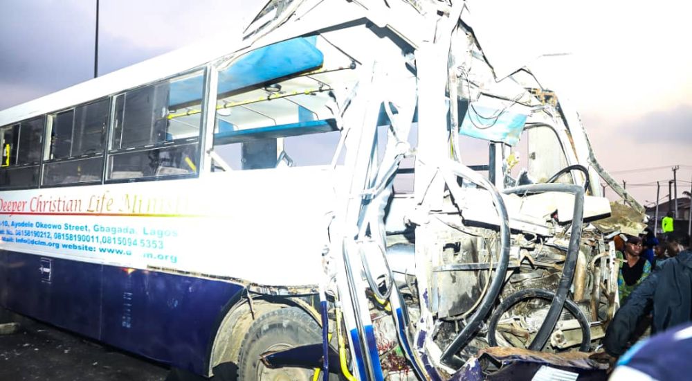 10 Injured As Deeper Life Church’s Bus Crashes In Lagos