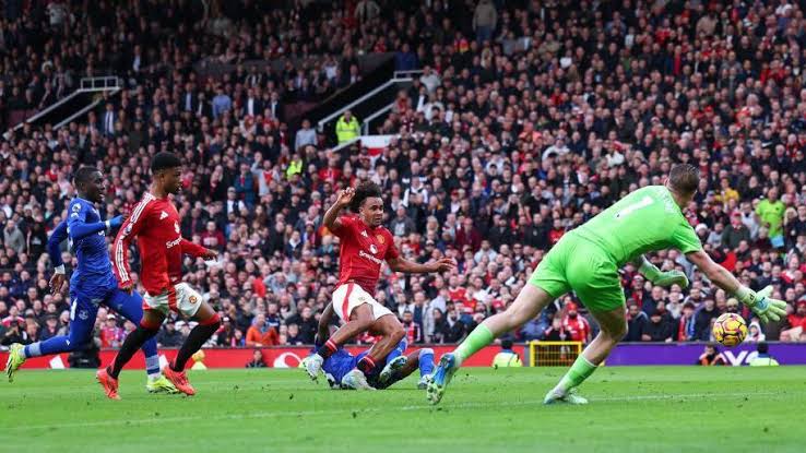 Manchester United’s crushing 4-0 victory over Everton: The good, the bad, and the ugly