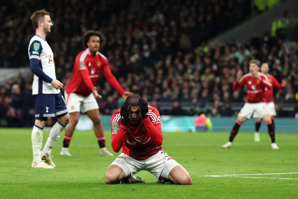 Tottenham Edge Manchester United in Seven-Goal Carabao Cup Thriller