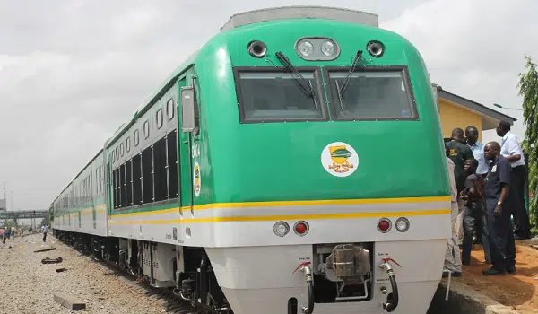 FG Commences Free Train Rides for Yuletide Travellers