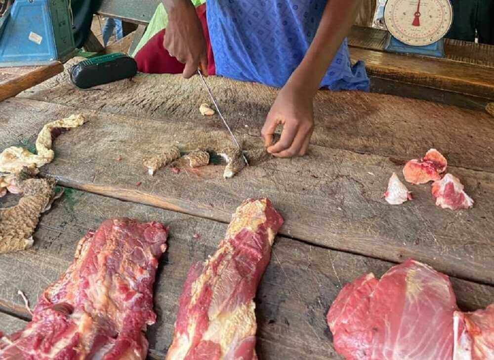 Christmas: Butchers Smile To Bank In Enugu