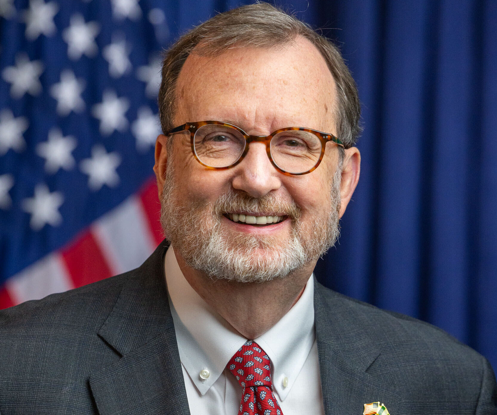 Ambassador Richard Mills Jr. Official Portrait e1733812586412