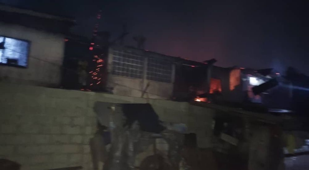 Fire at Oshodi Resettlement Market 20241223 193918 0000