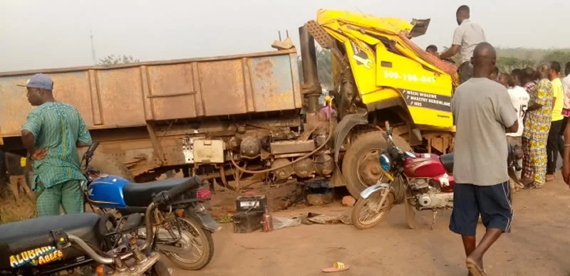 Three officers, suspect die in Ondo as trailer collides with police van