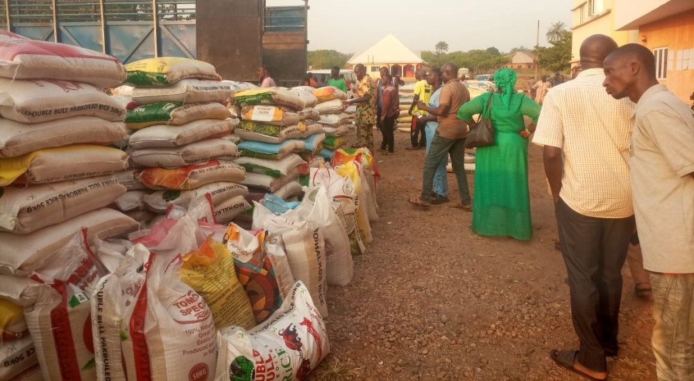 Kogi State Governor Ahmed Usman Ododo Distributes Over 100 Trucks Of Rice 20241219 155203 0000