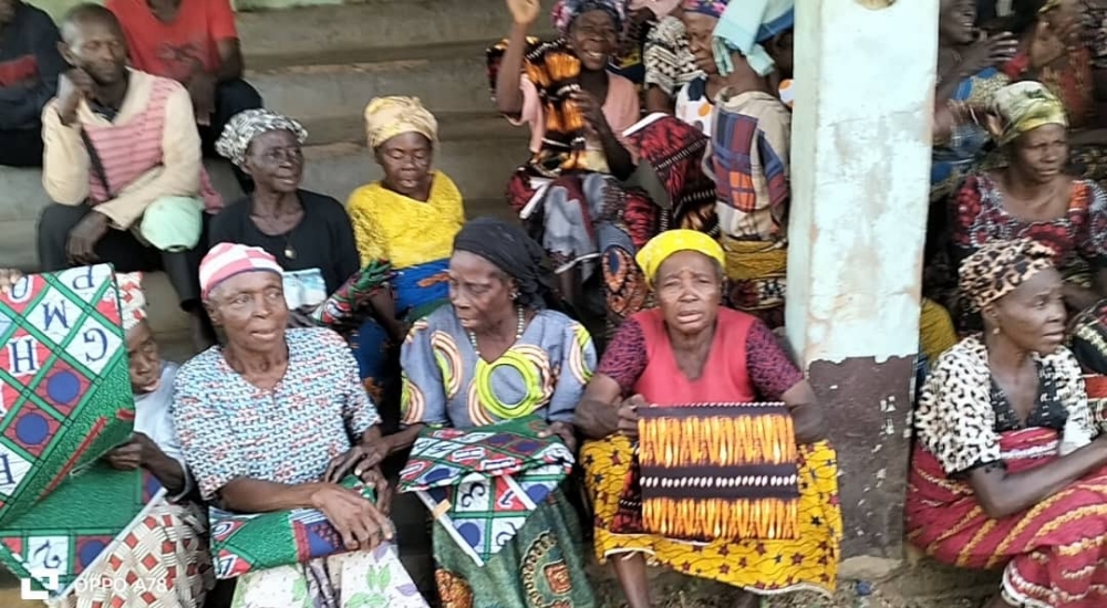 Unubiko Foundation Donates 350 Bags Of Rice, Relief Materials To Abia Community