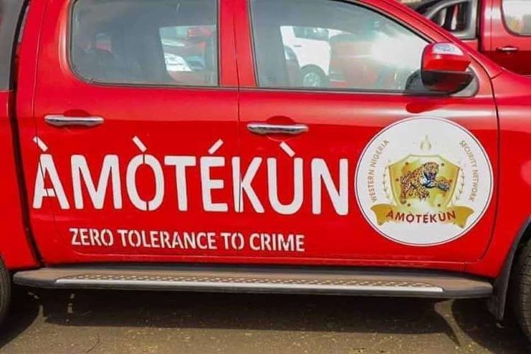 Amotekun Arrests 3 Phone Snatchers In Ekiti