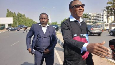 Sowore arrives Force Headquarters Abuja 1020x630