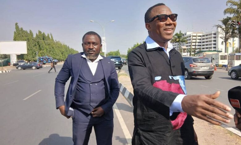 Sowore arrives Force Headquarters Abuja 1020x630