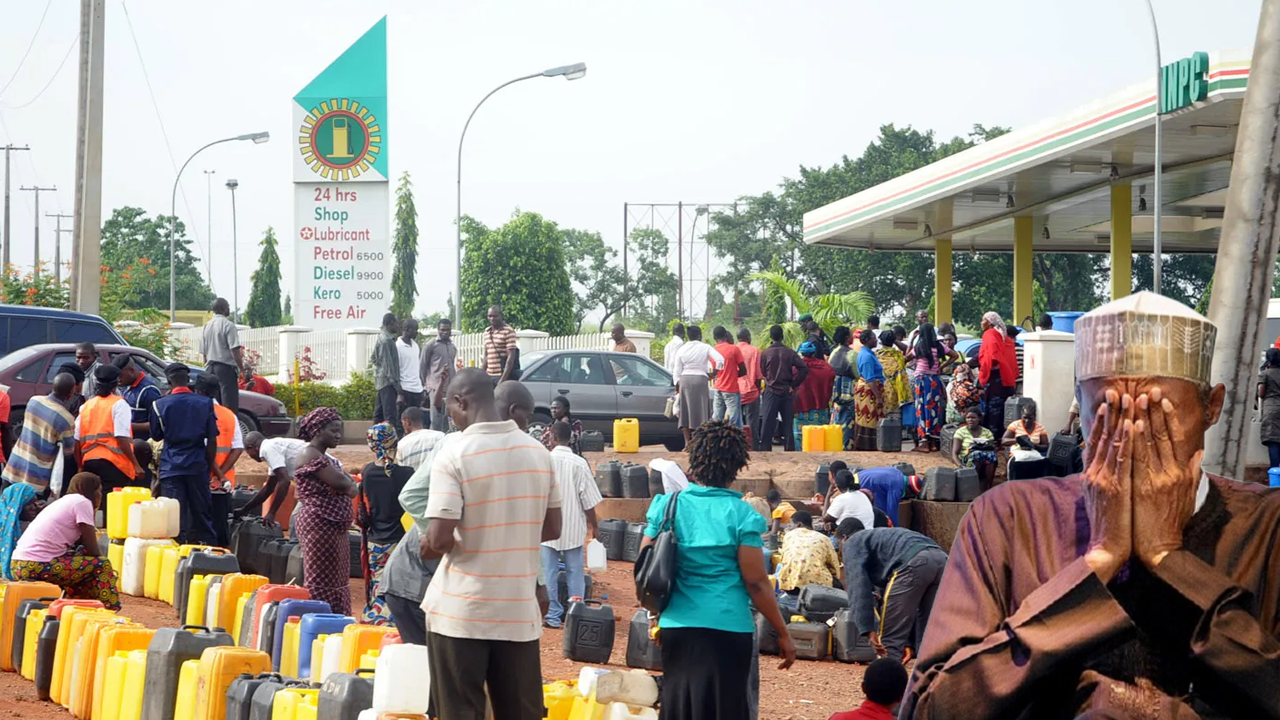 Queues return as petrol prices hit ₦1,150 per litre