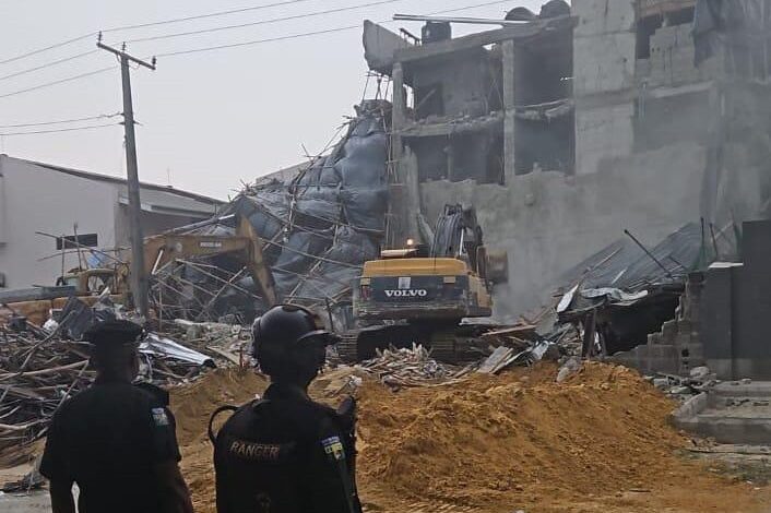 Two storey building collapses in Lagos 1